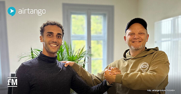 Verstärkung für die airtango instore TV GmbH: Marcus Schlosser (rechts) begrüßt den neuen Expansionsmanager Saleh Edghaym im Team