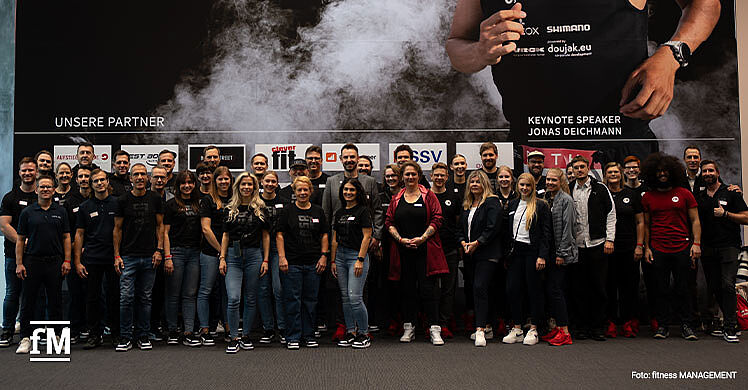 Die Teams von DHfPG, BSA-Akademie, DSSV und fM auf dem Aufstiegskongress 2024 in Mannheim