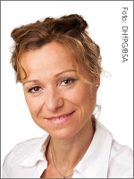 Prof. Dr. Dr. Julia Krampitz, Doctor of Public Health und Doctor of Philosophy, Professorin an der DHfPG