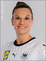 Julia Behnke: 31, TuS Metzingen, Kreisläuferin, Handballnationalspielerin