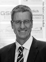 Dr. Matthias Zimmermann: Geschäftsführer der Racket Center Nußloch GmbH & Co. KG