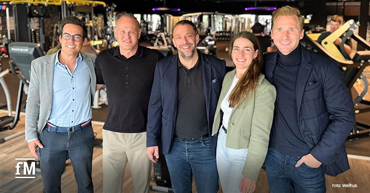 Wellhub und EASYFITNESS sind neue strategische Partner: (v.l. Markus Kreissl, Michael Mäder, Jens Tappe, Janina Mentzel und Samuel Turnwald) 