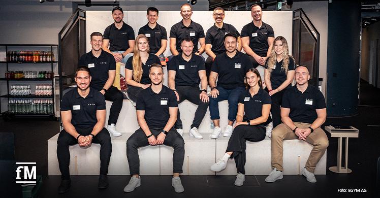 Das EGYM Trainer-Team versammelt sich zum ersten Trainer Summit in der Münchner EGYM Zentrale – bereit für Weiterbildung und Austausch