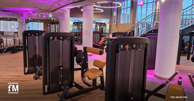 Führende Marken, wie Life Fitness, Hammer Strength, EGYM, Five, Magicline, Seca, Les Mills, Klafs und Aschenbach sind im neuen Sports Club Sophienhof Kiel vertreten  