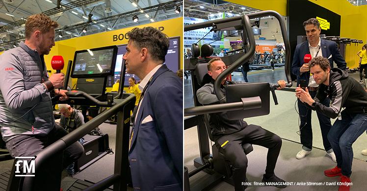 Interview und Präsentation am Gerät mit Technogym Deutschland Geschäftsführer Andreas Mayer, fM Redakteur Jürgen Wolff (linkes Bild links) und David Köndgen (rechtes Bild ganz rechts mit Smartphone)