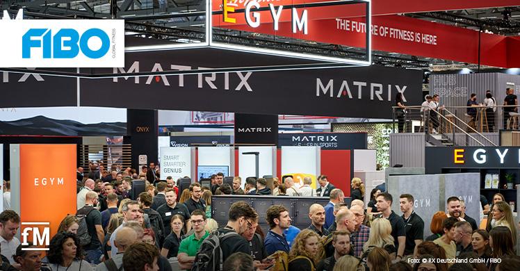 FIBO 2024: Volle Hallen (im Bild Halle 6, u.a. mit EGYM und Matrix Fitness), begeisterte Aussteller und rund 130.000 Besucherinnen und Besucher