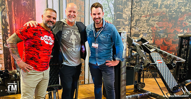 fitness MANAGEMENT zu Gast bei gym80 in Gelsenkirchen (von rechts): Janosch Marx (Geschäftsführer fM), Rainer Schaller (CEO RSG Group) und Simal Yilmaz (Inhaber gym80 International).