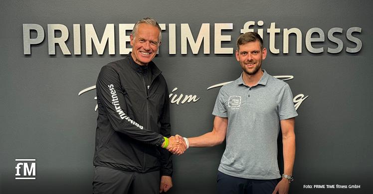 Michael Remlinger (rechts) und Henrik Gockel freuen sich über den neuen PRIME TIME fitness Club in Hüfingen, der im November 2024 eröffnet wird