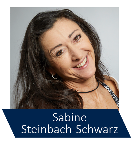 Sabine Steinbach-Schwarz ist Diplom-Sportwissenschaftlerin, Fachtrainerin für Fitness, Gesundheit und Prävention und leitet ihr eigenes Fitnessstudio mit dem Schwerpunkt funktionales Training.