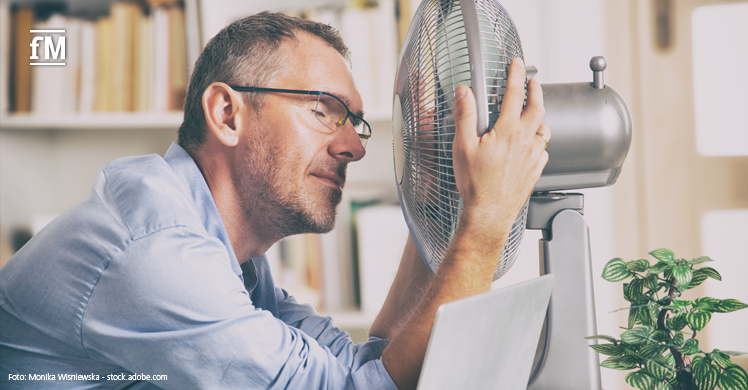 Ein Ventilator stößt bei den aktuellen Temperaturen an seine Grenzen: Bei Temperaturen von über 35 Grad Celsius raten Experten von dessen Verwendung ab.