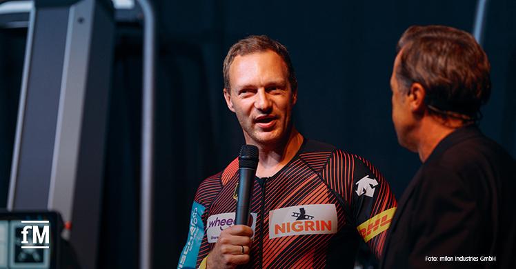 Sportmoderator Norbert Dobeleit (rechts) im Interview mit dem mehrfachen Bob-Olympiasieger Francesco Friedrich