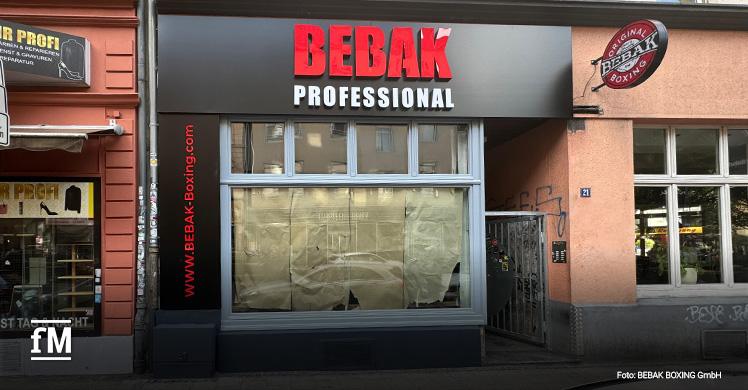 Neuer Bebak Boxing Shop auf der Bonner Straße in Köln: Treffpunkt für Boxsport, Fitness und Beratung durch Weltmeister Ralf-Peter Frohn-Lux