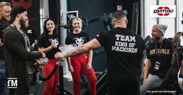 Die #KingOfMachines von gym80 ziehen positives Fazit zum 'Kraftfreitag' in Gelsenkirchen.