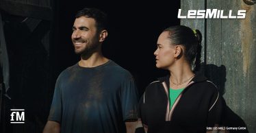 Kampagne 'Choose Happy' von LES MILLS mit Brett Goldstein als Happiness Ambassador