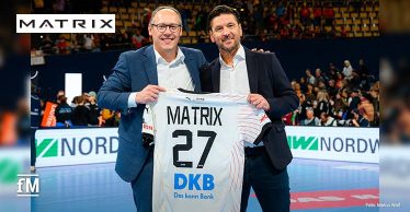 Mark Schober, Vorstandsvorsitzender des DHB (links), und Volker Lichte, MATRIX Key Account Manager Performance Sports, freuen sich auf die Zusammenarbeit