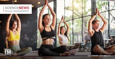 Science News: Neue Studie zu Achtsamkeit und Bewegung – so gesund ist Yoga aus wissenschaftlicher Sicht